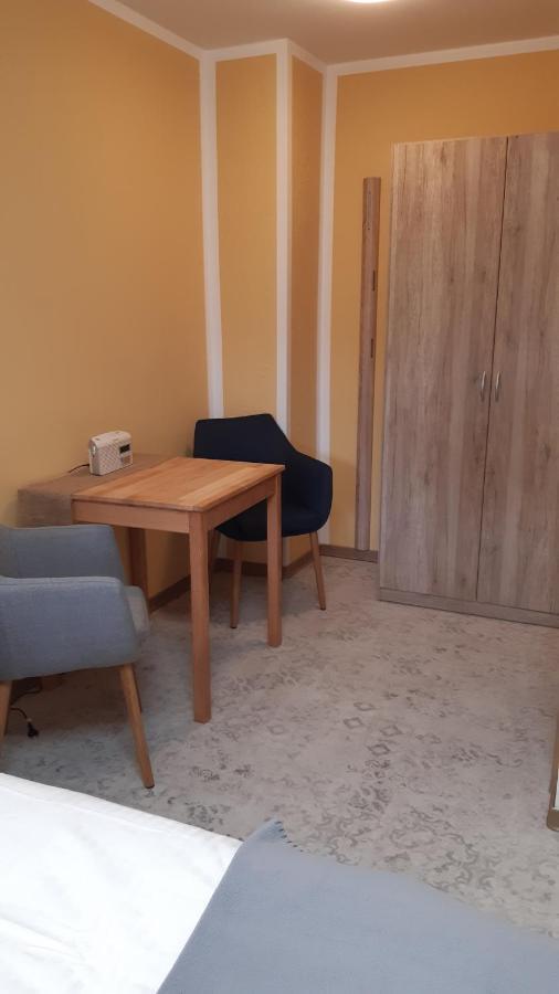 Vorsicht Hotel Deyelsdorf Eksteriør bilde